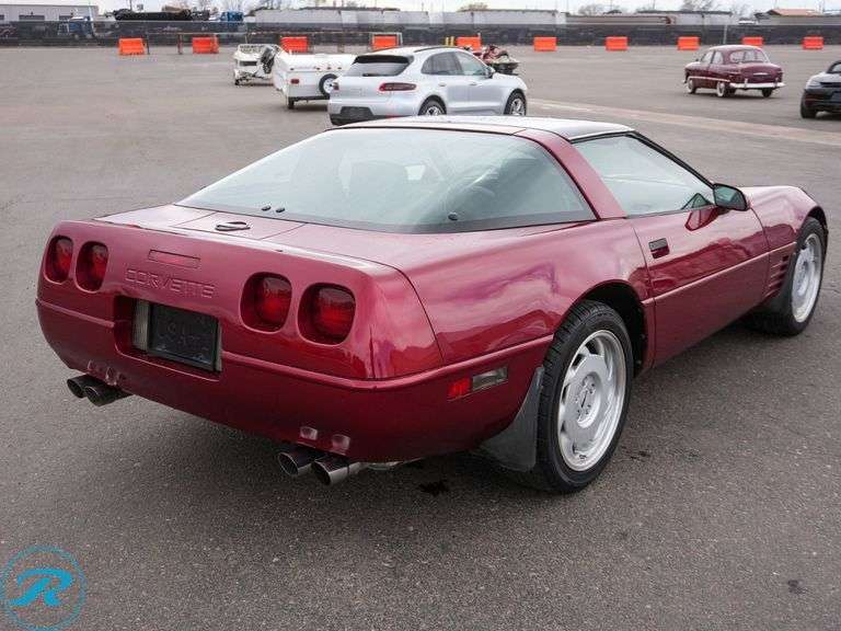 1991  Chevrolet  Corvette  RWD Coupe - Roller Auctions