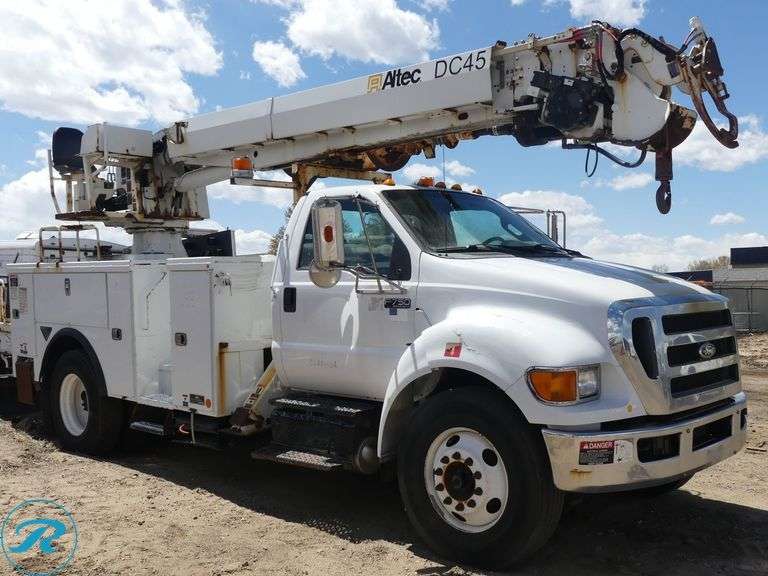 2012 Ford F750 Super Duty RWD Digger Derrick Truck - Roller Auctions