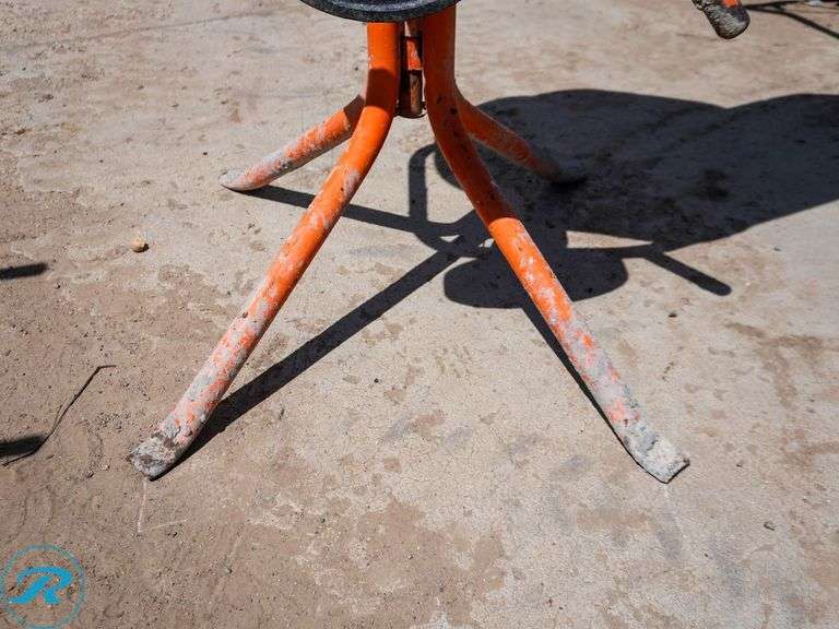 Belle Mini 150 Electric Concrete Mixer - Roller Auctions