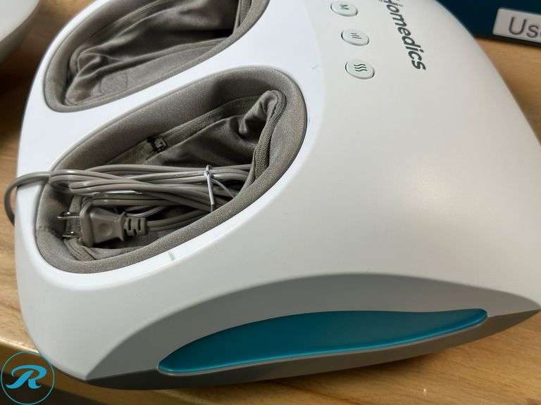 (3)Homedics Shiatsu + Air 4.0 Foot Massager with Heat - Used;(1)Doesn't heat up well - Roller Auctions