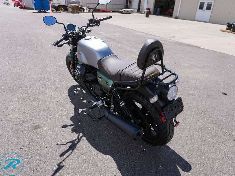 2022  Moto Guzzi  V7 Stone  850cc  Motorcycle - Roller Auctions