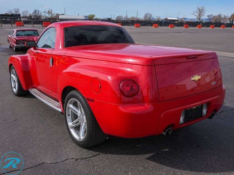2003  Chevrolet  SSR  RWD  Pickup - Roller Auctions