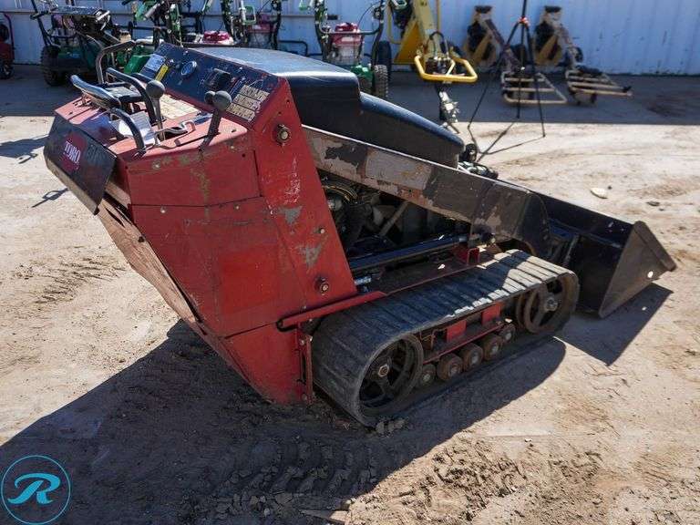 2016  Toro  22324 TX-525  Mini Crawler Skid Steer Loader - Roller Auctions