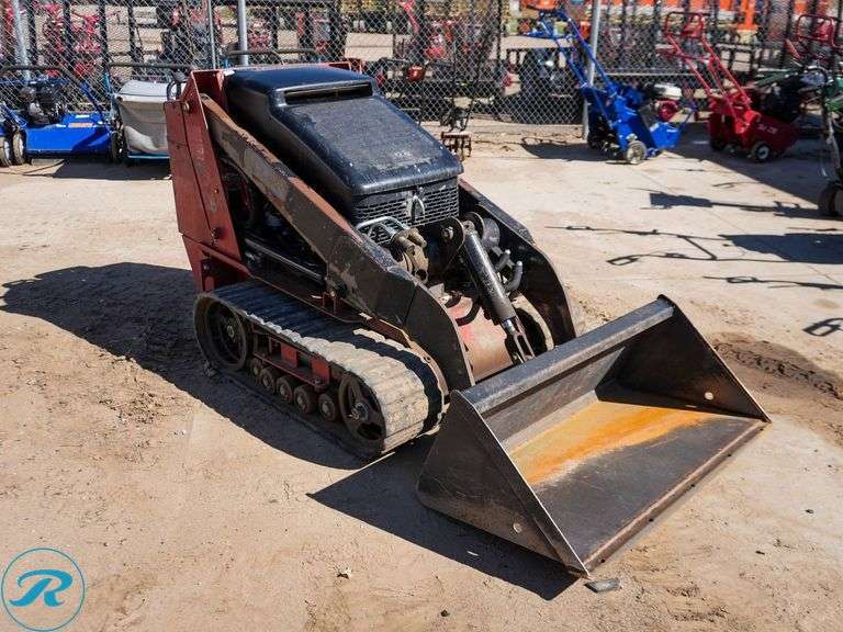 2016  Toro  22324 TX-525  Mini Crawler Skid Steer Loader - Roller Auctions