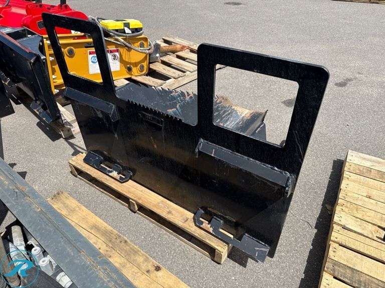 Tree Scoop Attachment TO Fit Skid Steer Loader - Roller Auctions