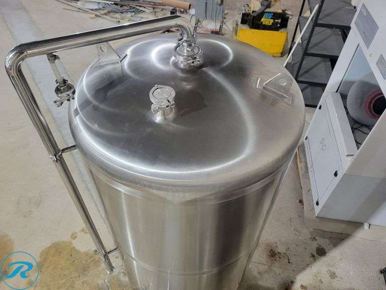 Practical Fusion 310 Gallon / 10 BBL Brite Tank, USA-Made, Certified ...