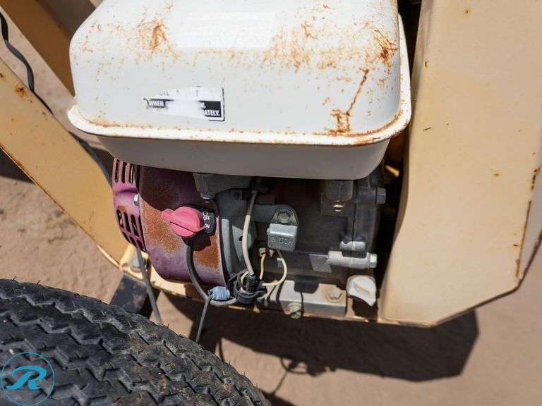 2005 Ground Hog 1M5C Portable Hydraulic Post Hole Digger - Roller Auctions