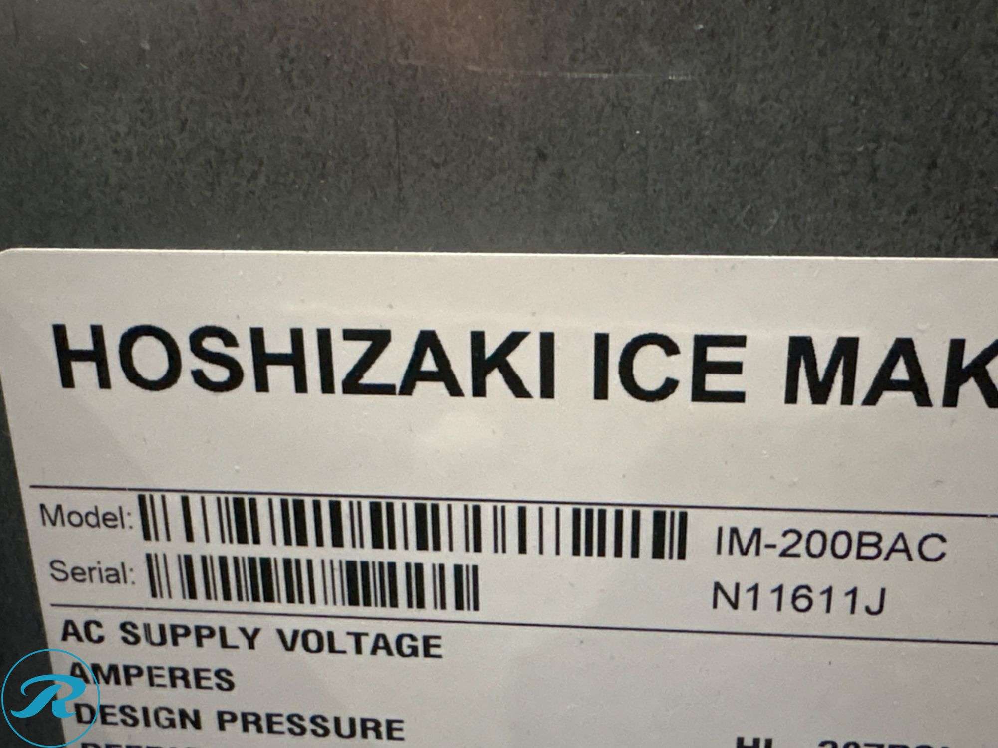 Hoshizaki IM-200BAC Air Cooled Square Cube Ice Maker With