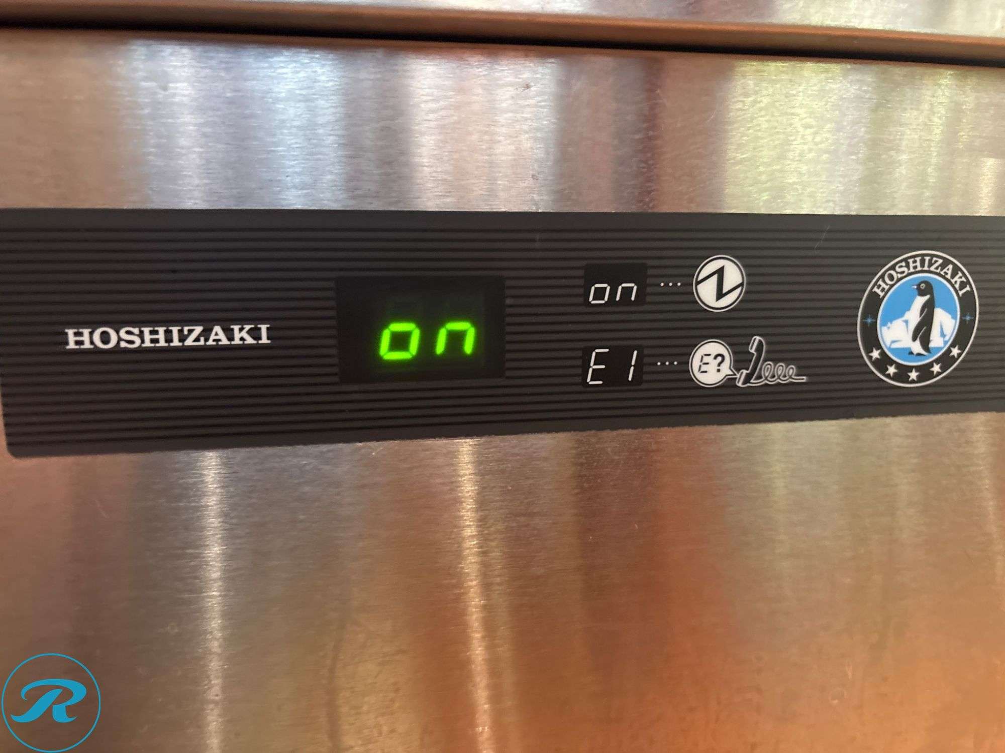Hoshizaki IM-200BAC Air Cooled Square Cube Ice Maker With