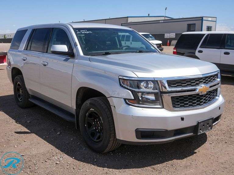 2017  Chevrolet  Tahoe  4WD  SUV - Roller Auctions