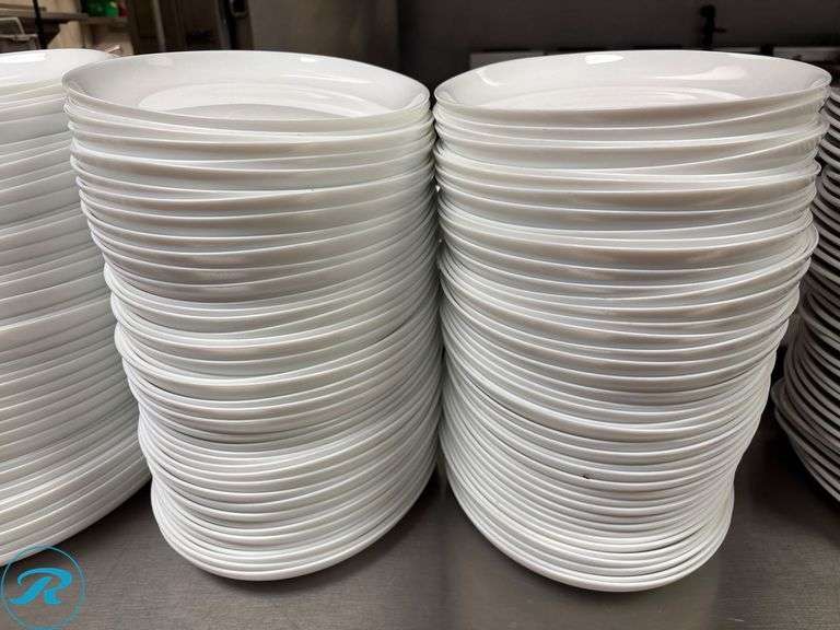 Approximately (180) Oval White Plates, 10”x13” - Roller Auctions
