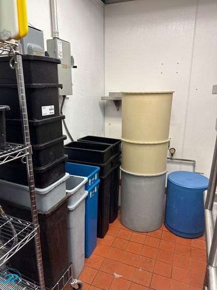 (20) Trash Bins and Wire Cart - Roller Auctions