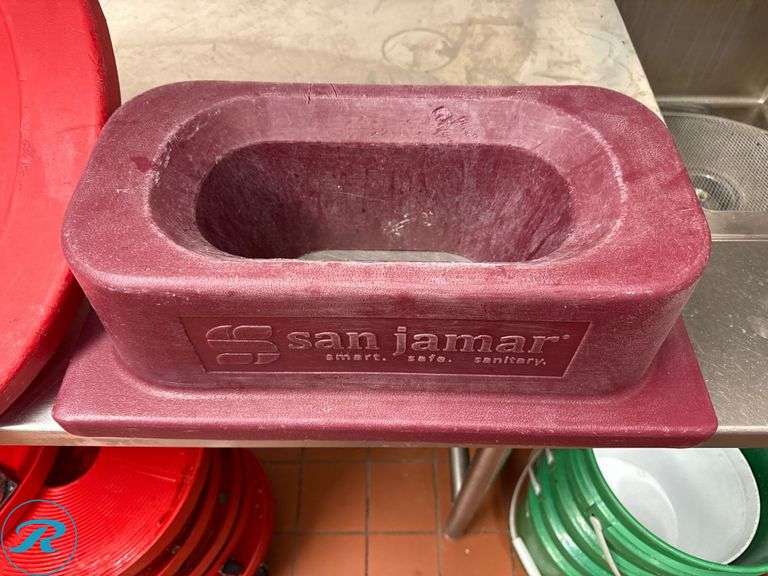 (2) Magnetic Trash Can Lids - Roller Auctions