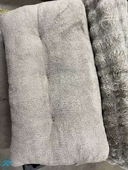 (3) Jumbo Pillows - Used - Roller Auctions