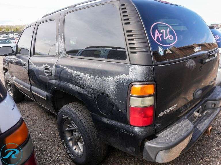 2004  Chevrolet  Tahoe LS   4WD - Roller Auctions