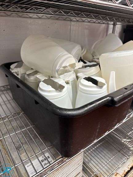 (5) Trays of Plastic Bottles and Sauce Servers - Roller Auctions