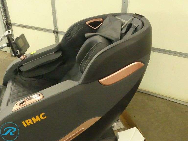New I-Ranch IRMC 8D High End Massage Chair - Roller Auctions