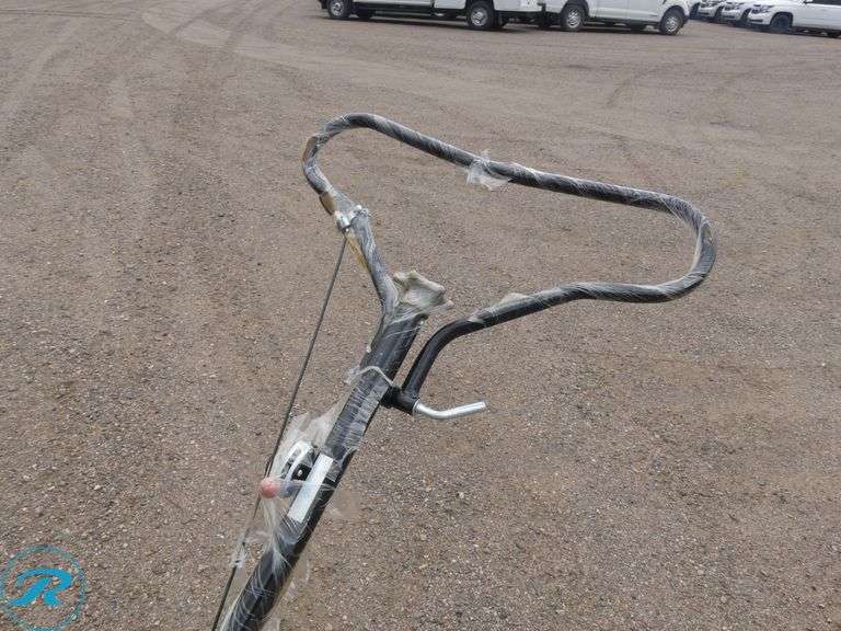 New MMS 90B Power Trowel, 7HP Gas Engine, 35" Working Diameter - Roller Auctions