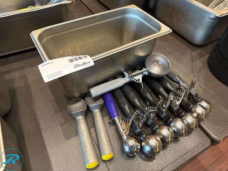 Ice Cream Scoops - Roller Auctions