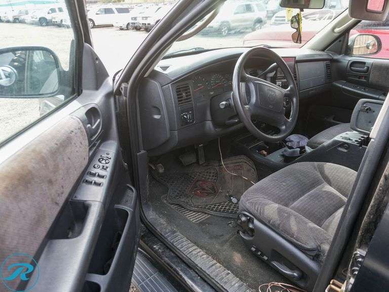 2003  Dodge  Durango SLT  4WD - Roller Auctions