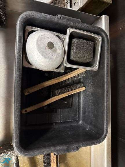 Southbend Gas Griddle, 48″, with Cleaning Accessories - Roller Auctions