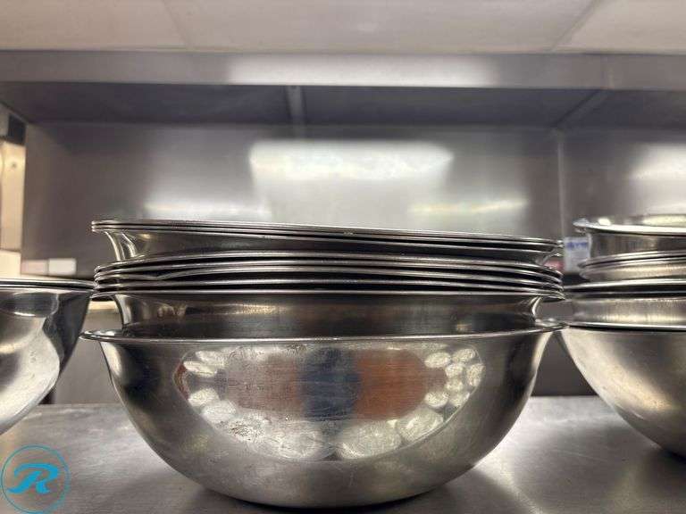 (28) Stainless Steel Mixing Bowls - Roller Auctions