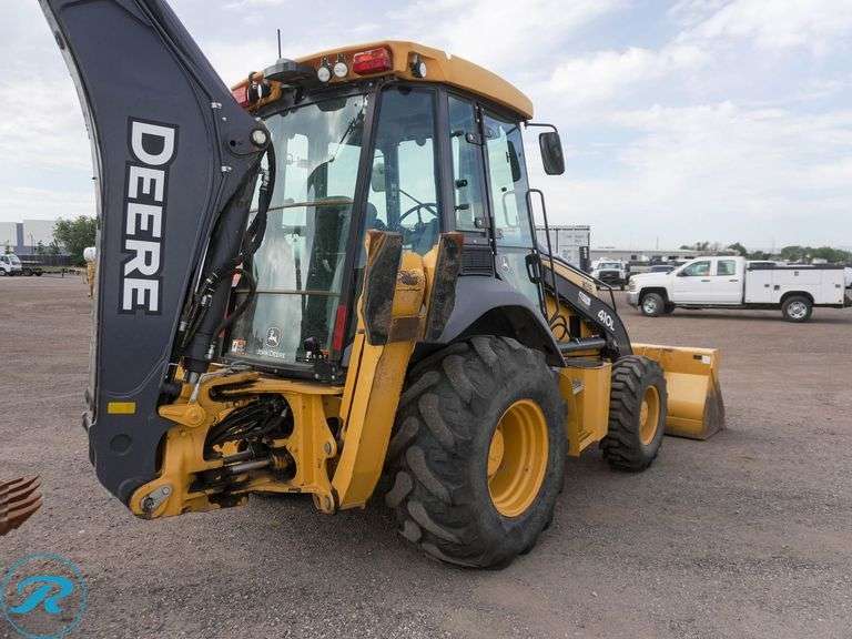 2019 John Deere 410L 4WD - Roller Auctions