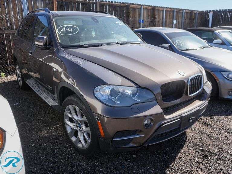 2012  BMW  X5 XDrive 35i  AWD - Roller Auctions