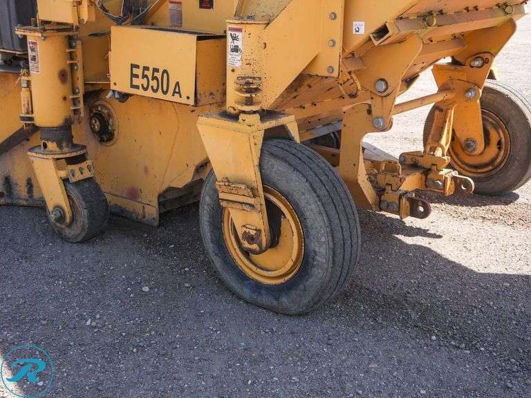 2012 Weiler E550A Windrow Elevator - Roller Auctions