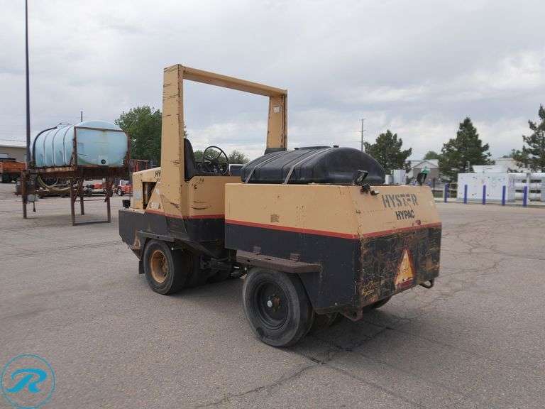 Hypac C530A Articulating Pneumatic Roller - Roller Auctions