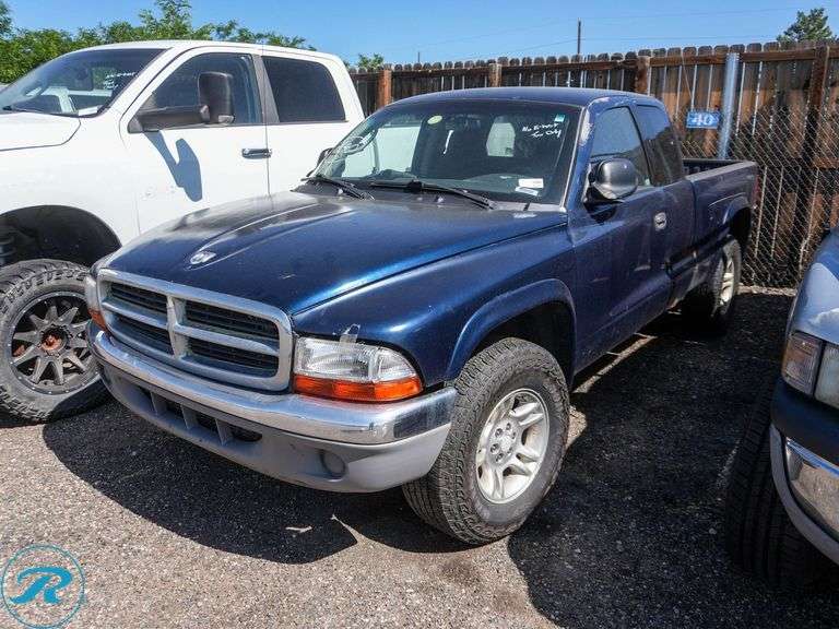 2001  Dodge  Dakota   4WD