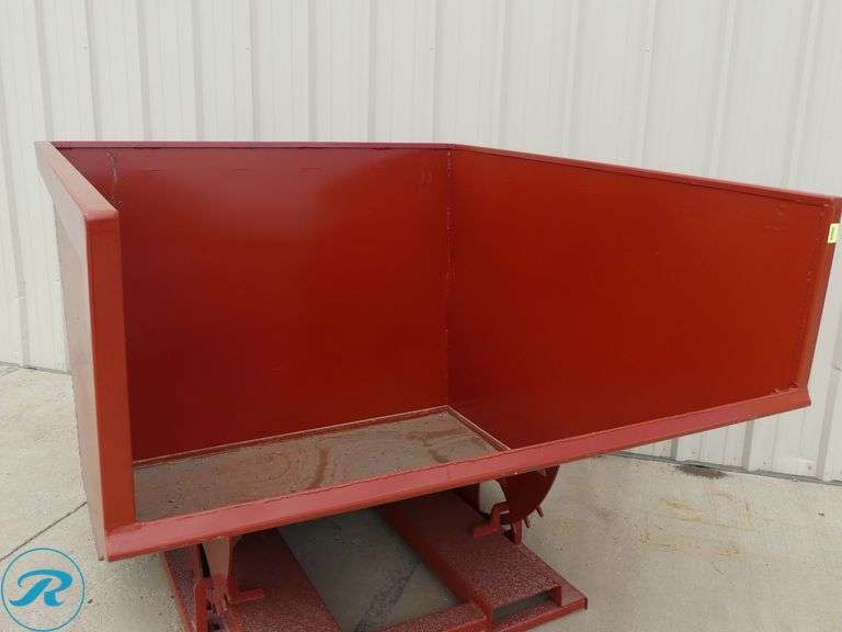 New Kit Containers 3 Cubic Yard Self-Dumping Hopper with Forklift Pockets - Roller Auctions