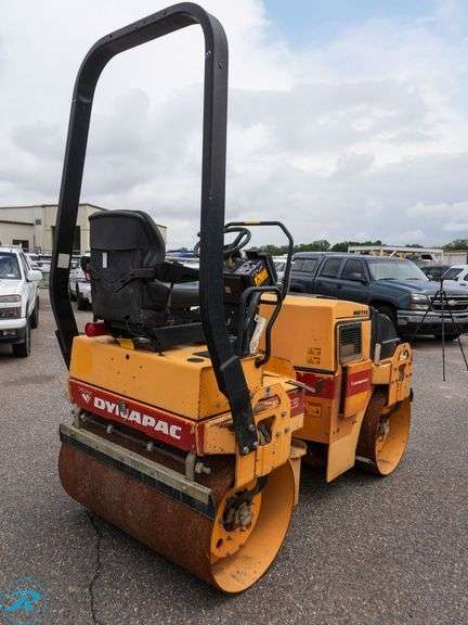 1998  Dynapac  CC122 Vibratory Smooth Drum Roller - Roller Auctions