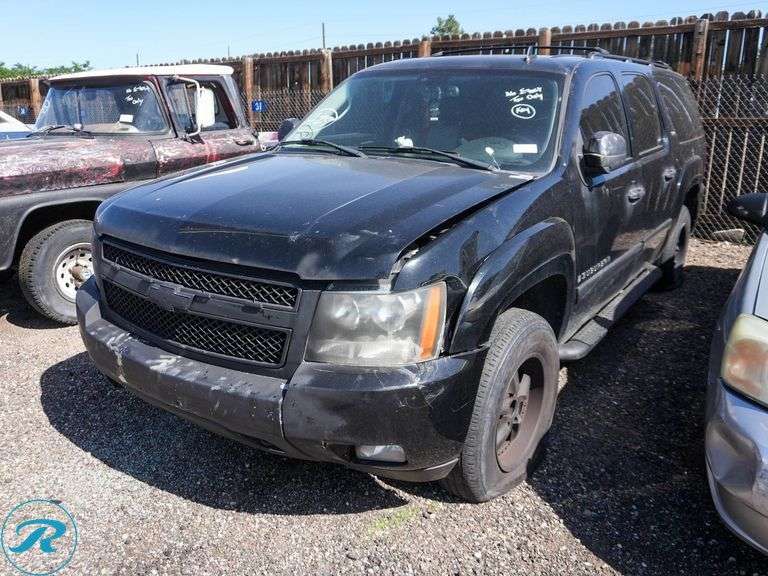 2007  Chevrolet  Suburban 1500 LS  4WD