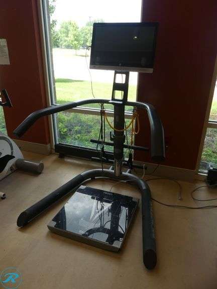 Balance Gym Balance Platform With Monitor and Frame - Roller Auctions