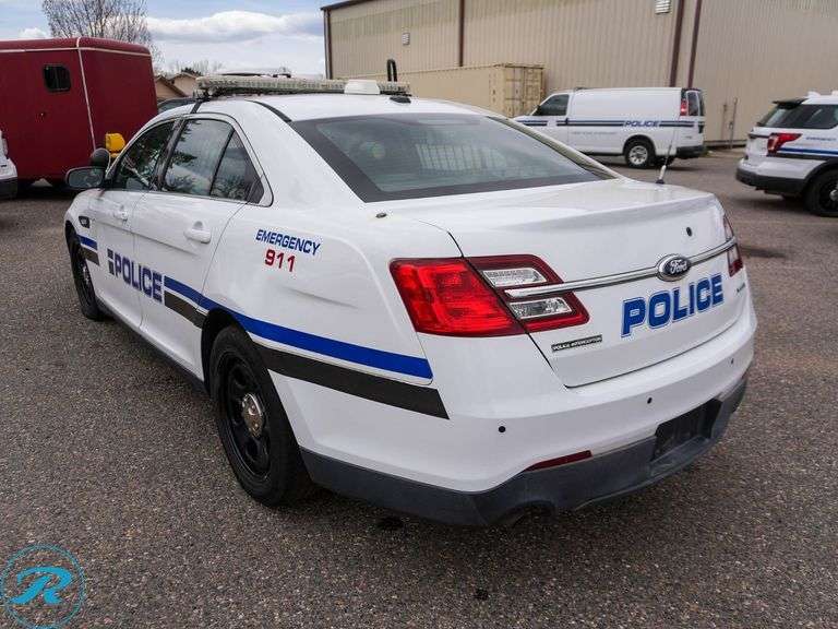 2013 Ford Taurus AWD Police Interceptor - Roller Auctions