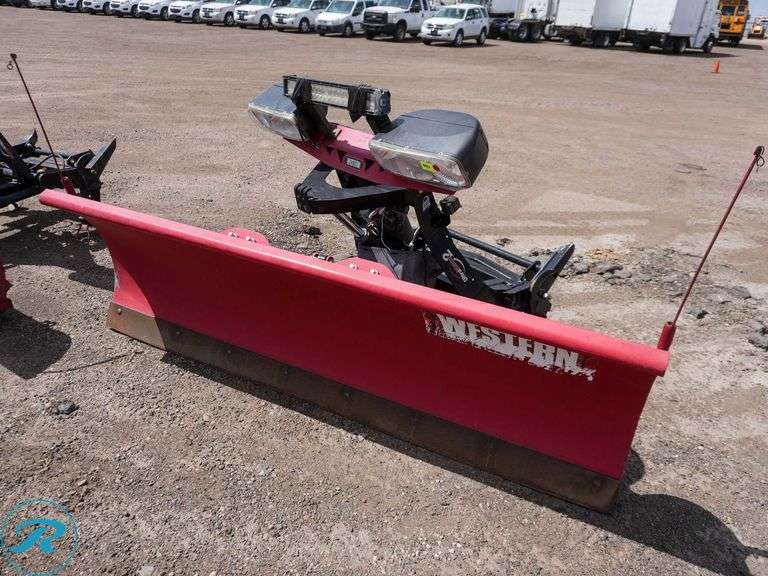 Western 7.5' Plow (No Remote)