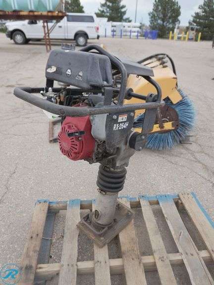 2004 Ingersoll-Rand RX-264H Jumping Jack - Roller Auctions