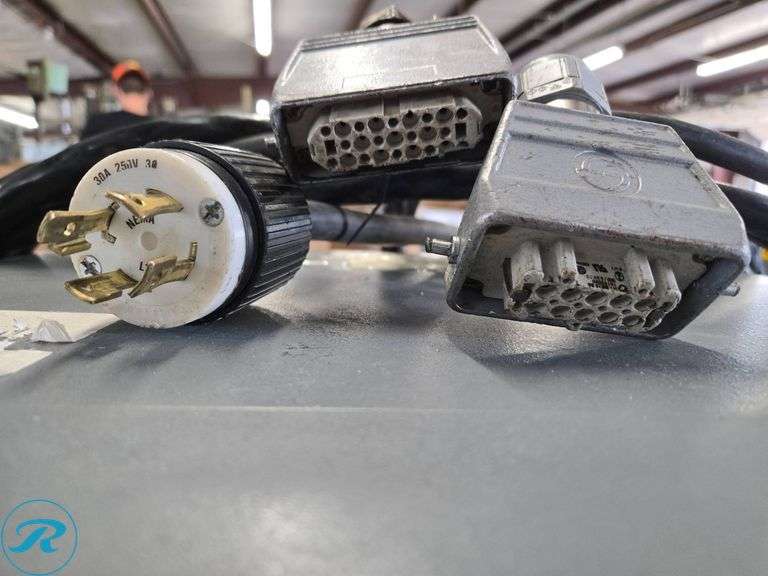 (2) Gamaflux GLC2K-21746-01 Hot Runner Temperature Controllers, 240V, 3PH - Roller Auctions