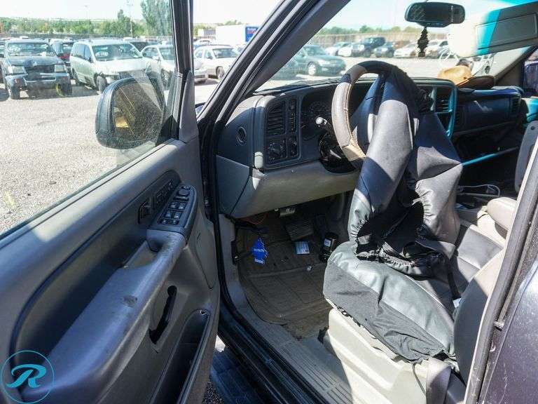 2003 Chevrolet Tahoe LS 4WD - Roller Auctions