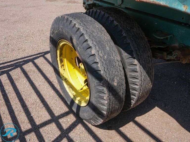 S/A Dump Trailer - Roller Auctions