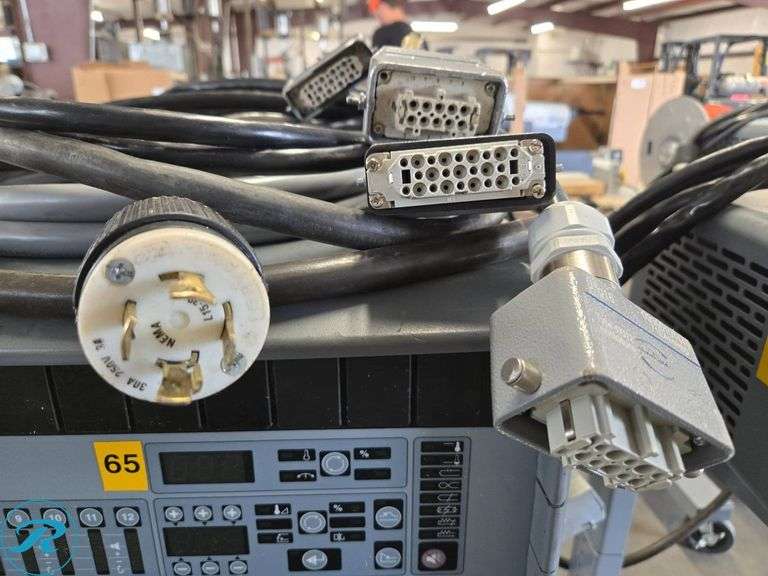 (2) Gamaflux GLC2K-21746-01 Hot Runner Temperature Controllers, 240V, 3PH - Roller Auctions