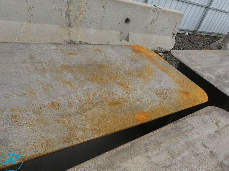 New Kit Containers Steel Welding Table, 57" x 30" - Roller Auctions