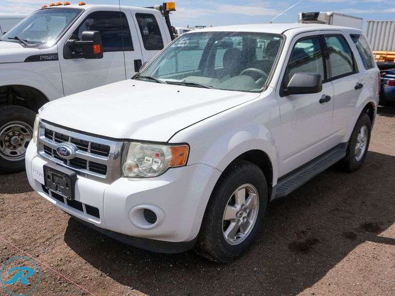 2011  Ford  Escape  4WD  SUV