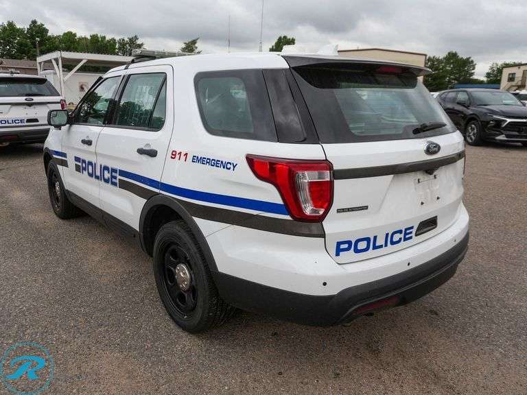 2016  Ford  Explorer   AWD  Police Interceptor SUV - Roller Auctions