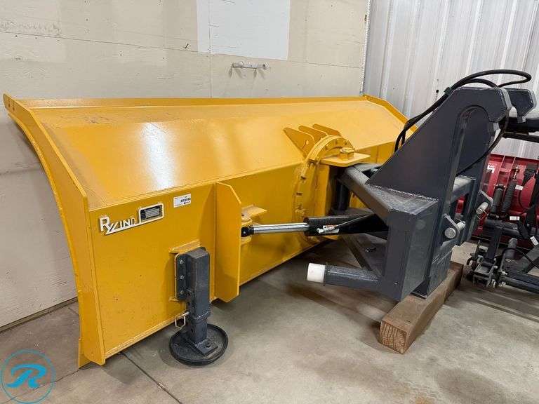 New Rylind PL20 12' Snowplow To Fit John Deere 772G Motor Grader