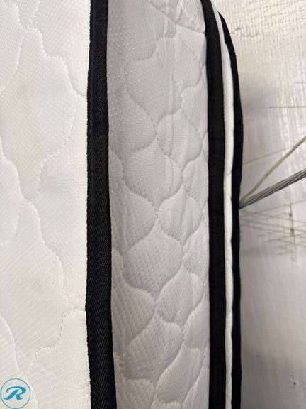 Flex Industrial Resources Twin Mattress with Quilted Pattern - Roller Auctions