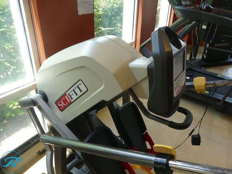 Scifit SONE Recumbent Stepper With Digital Console (Does Not Power On) - Roller Auctions
