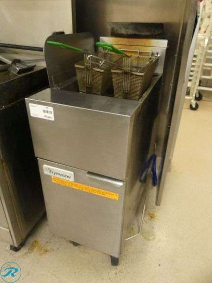 Frymaster GF14SC Single Bay Fryer With Fry Baskets on Casters, Gas