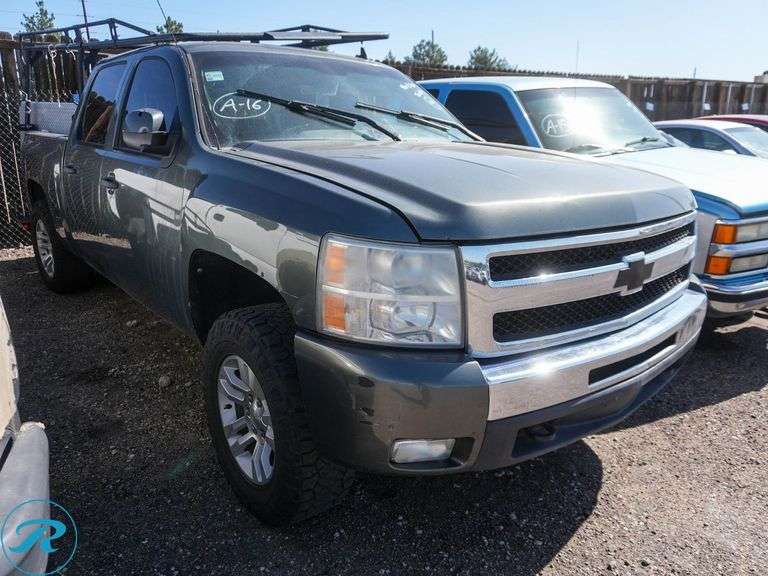 2011 Chevrolet Silverado 1500 4WD - Roller Auctions